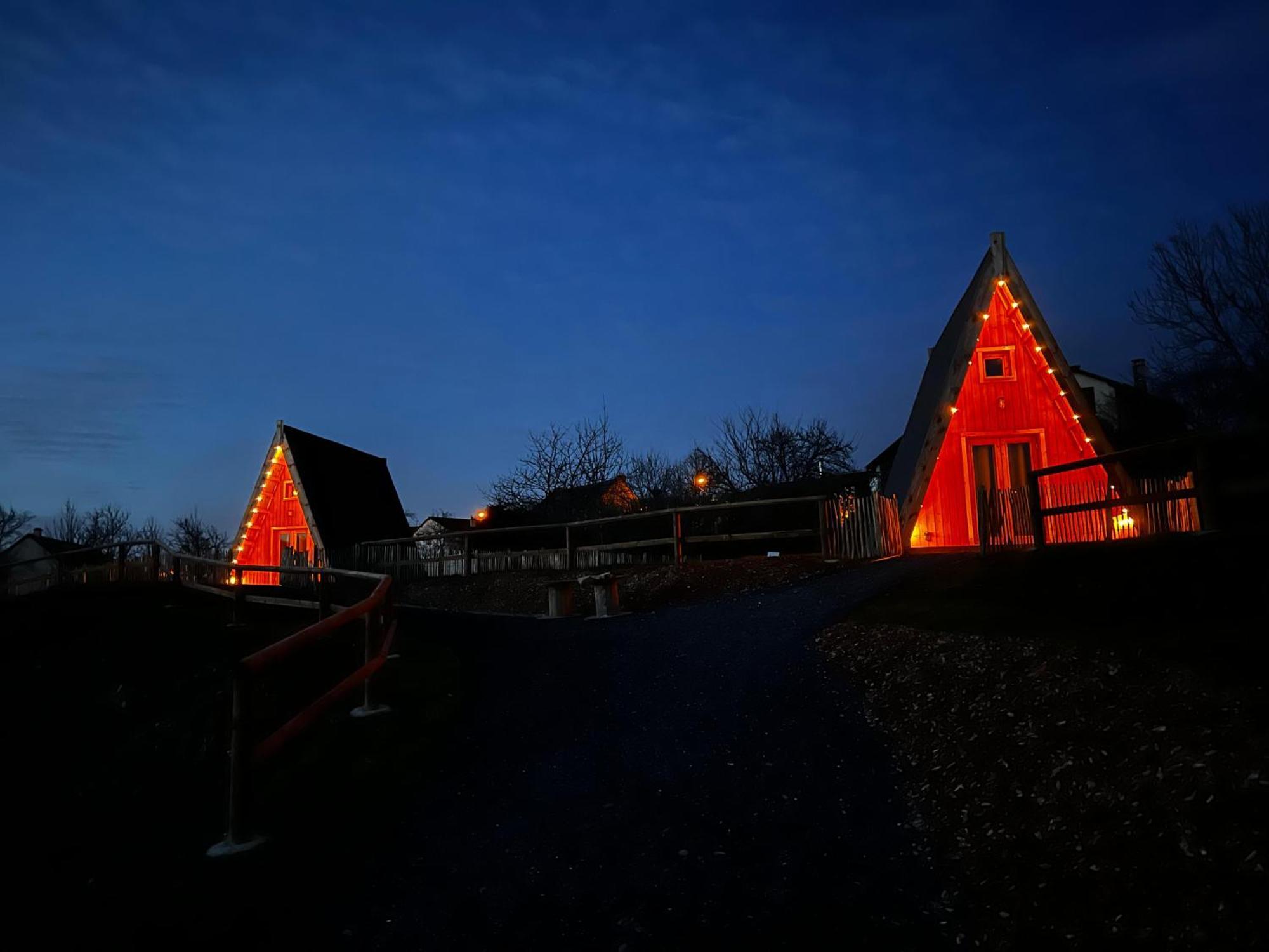 Villa Tiny House Ardennes Fromelennes Exterior foto